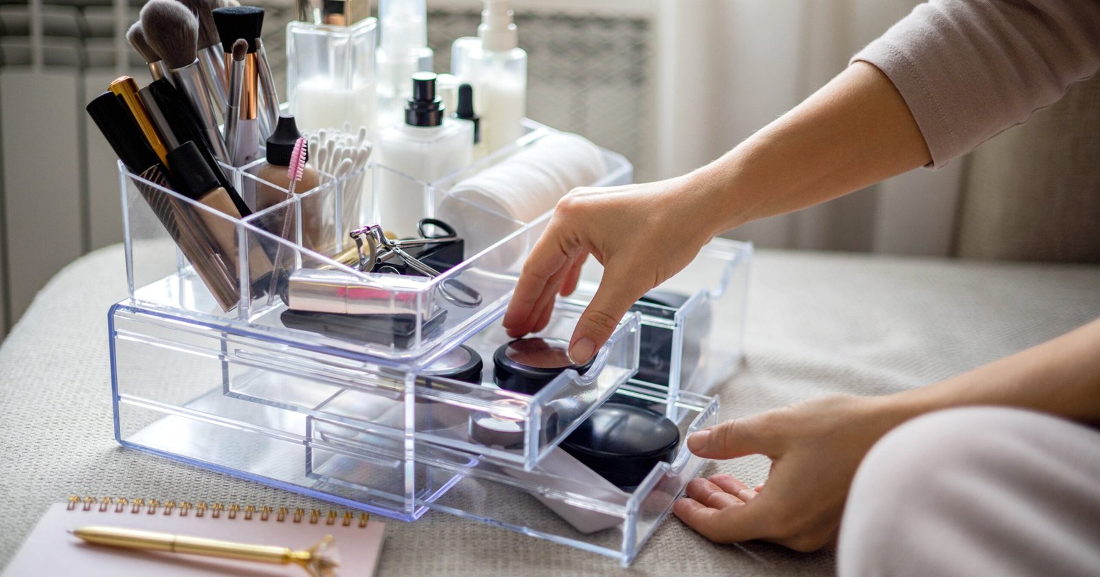 Here's Your Step-By-Step Guide to Decluttering Your Beauty Stash